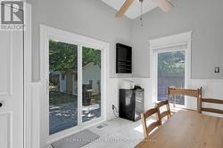 Eating area w/patio door to backyard -