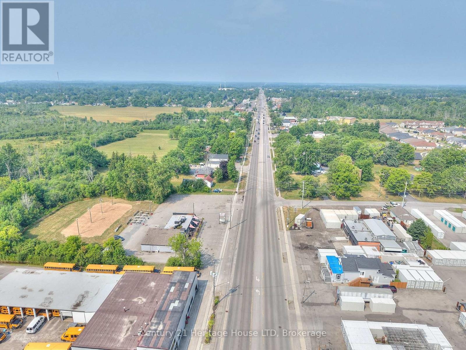 Garrison Road view towards the west - 938 Garrison Road, Fort Erie (Crescent Park), ON
