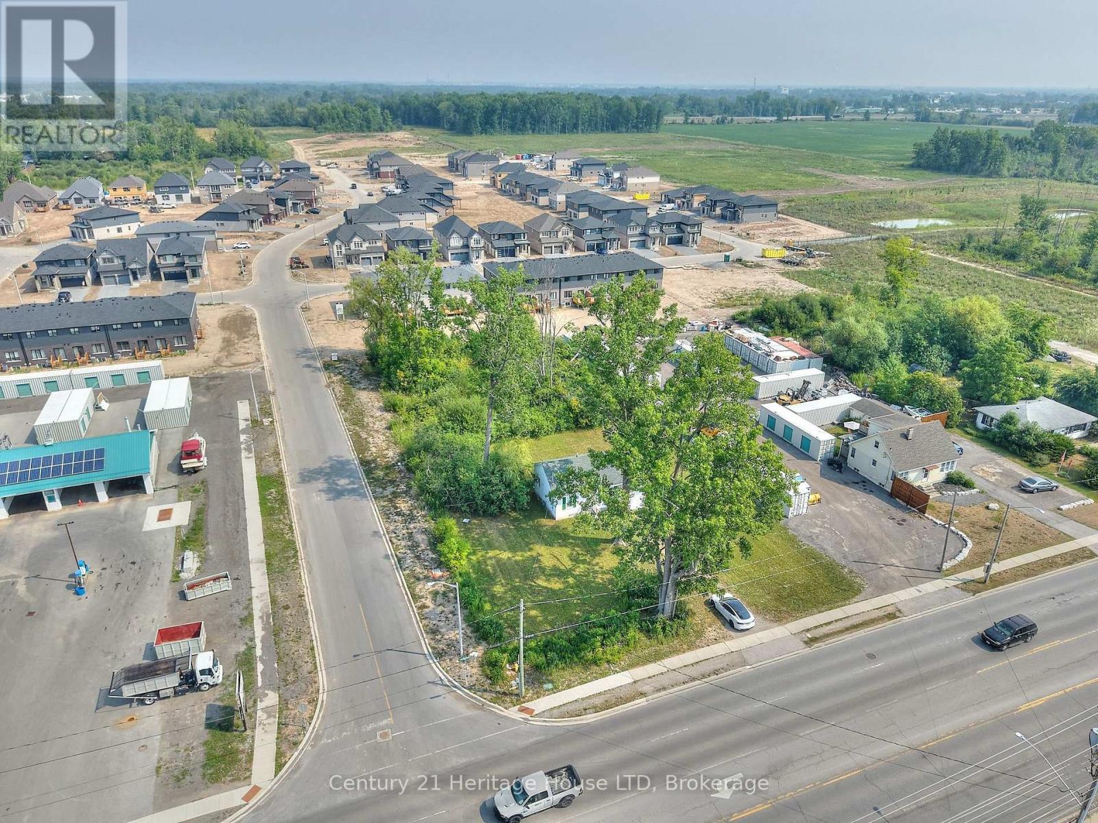 view of subdivision (north of 938 Garrison Road) - 938 Garrison Road, Fort Erie (Crescent Park), ON