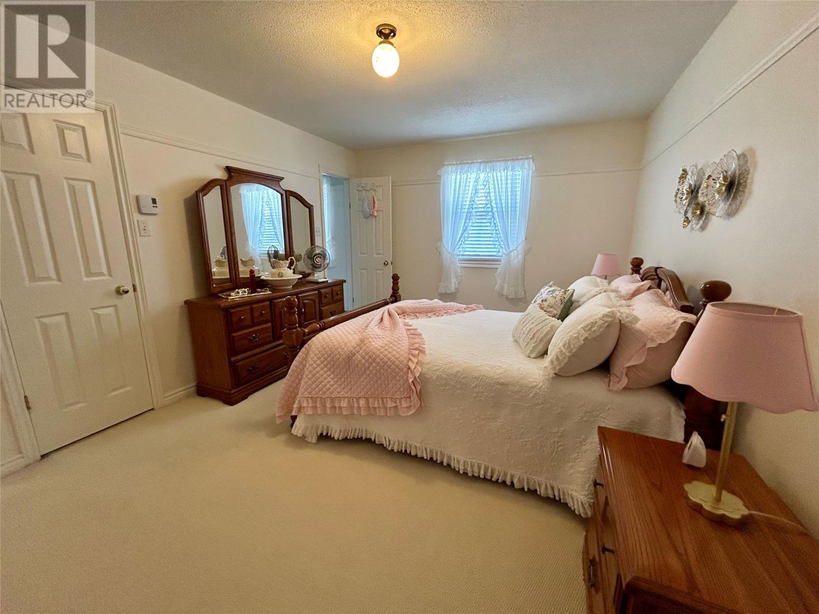 27 Pratt Street, Corner Brook, NL - Indoor Photo Showing Bedroom