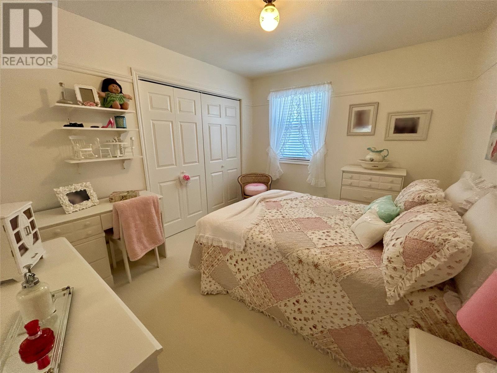 27 Pratt Street, Corner Brook, NL - Indoor Photo Showing Bedroom