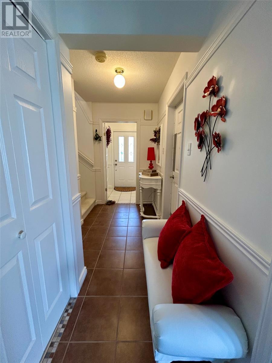 27 Pratt Street, Corner Brook, NL - Indoor Photo Showing Other Room