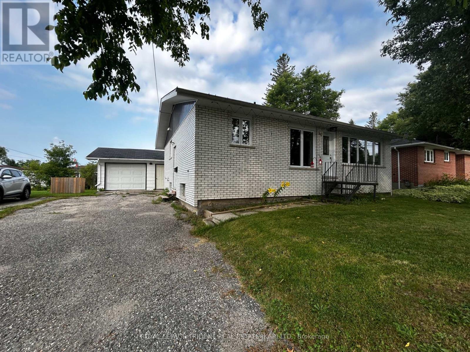 front view - 14 Niagara Street W, Kapuskasing, ON - Outdoor