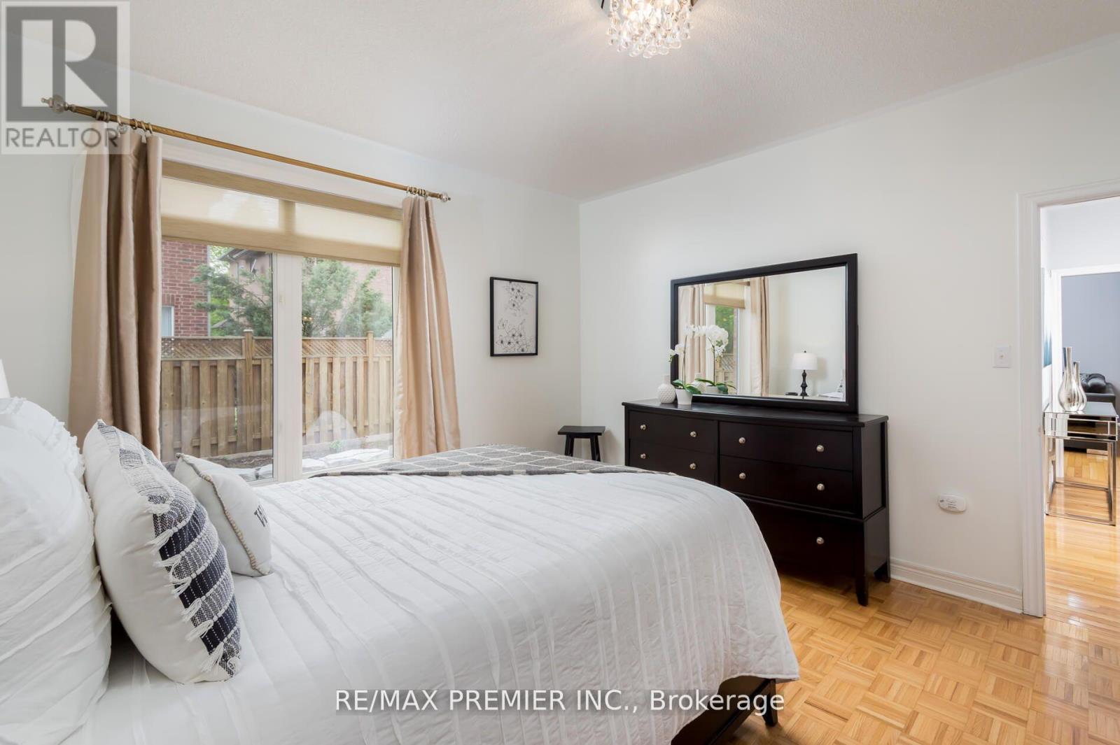 48 Braden Way, Vaughan, ON - Indoor Photo Showing Bedroom