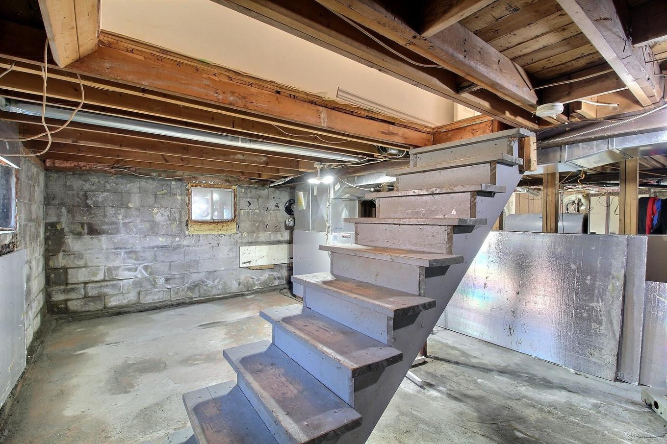 Cellar/Cold room - 1328 Route De St-Philippe, Val-D'Or, QC - Indoor Photo Showing Basement