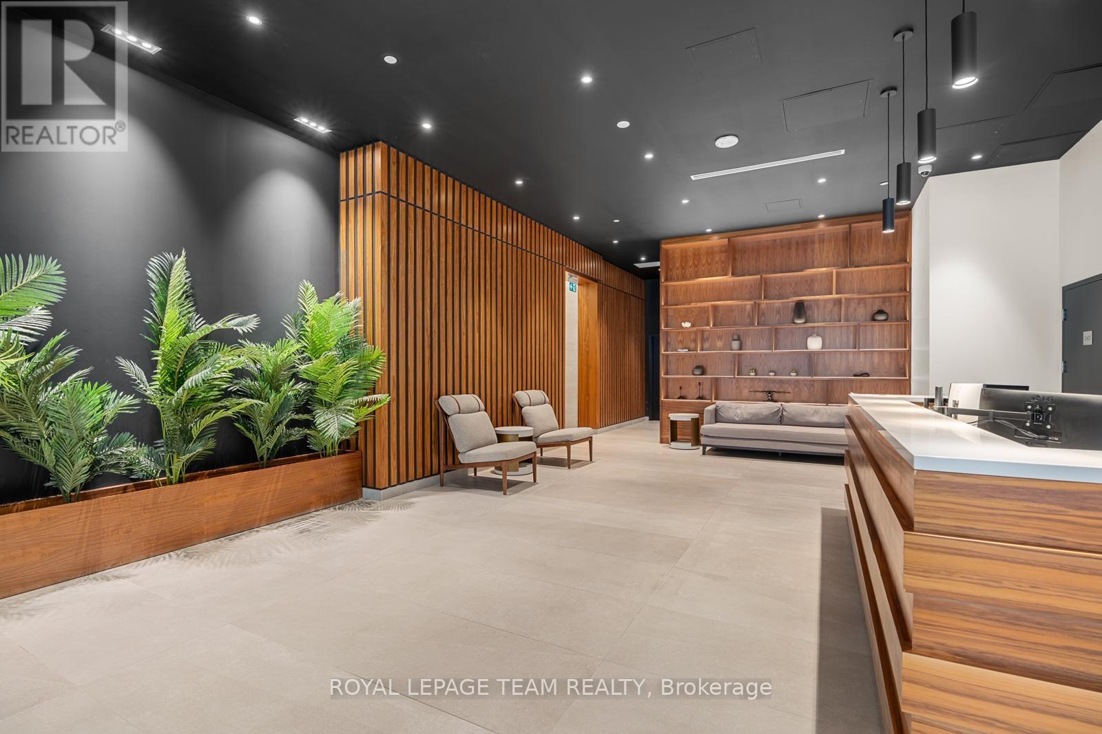 2704 - 340 Queen Street, Ottawa, ON - Indoor