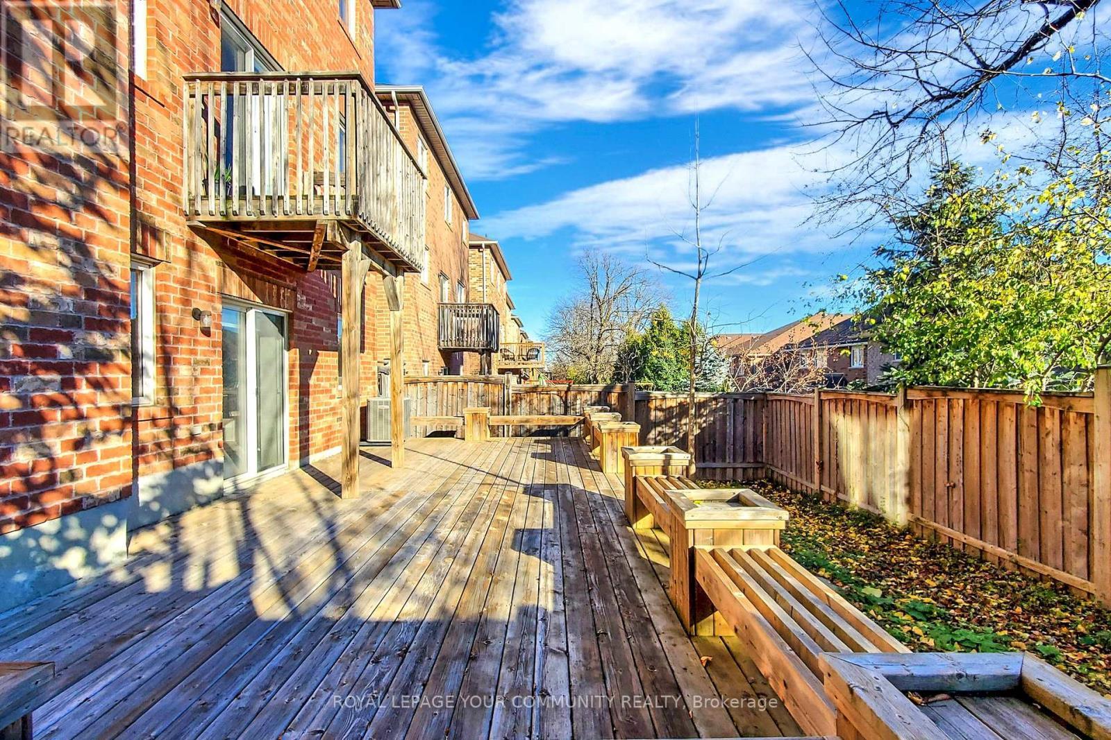 131 Aikenhead Avenue, Richmond Hill, ON - Outdoor