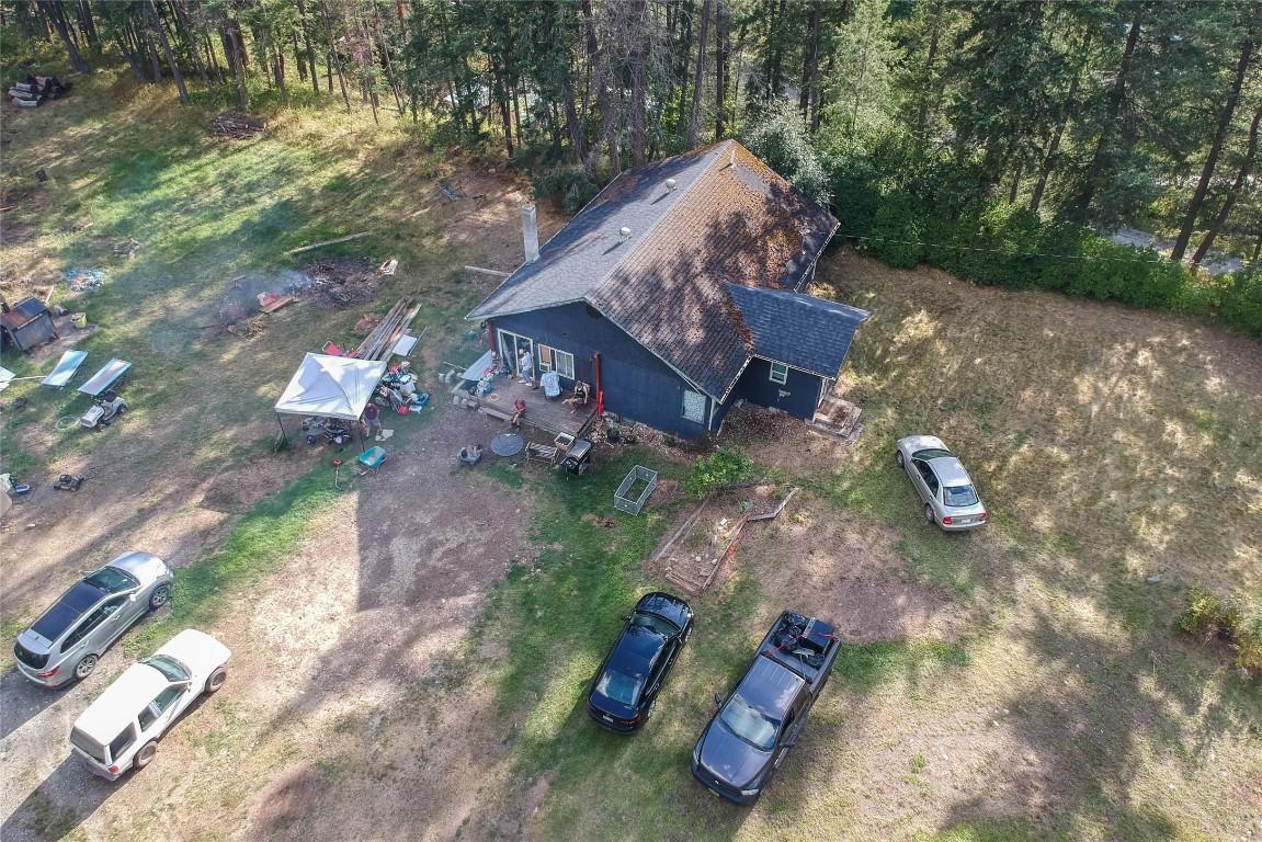 18 Chouinard Road, Cherryville, BC - Outdoor