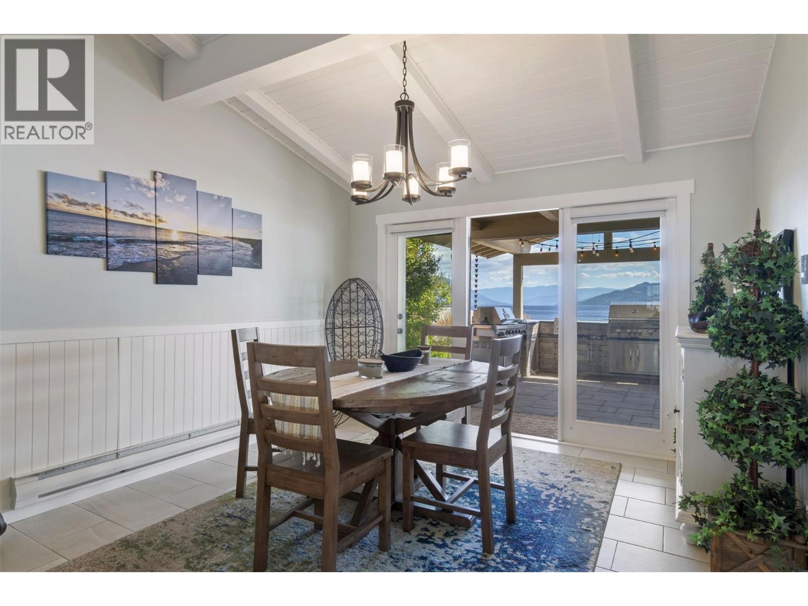 4243 Saratoga Road, Scotch Creek, BC - Indoor Photo Showing Dining Room