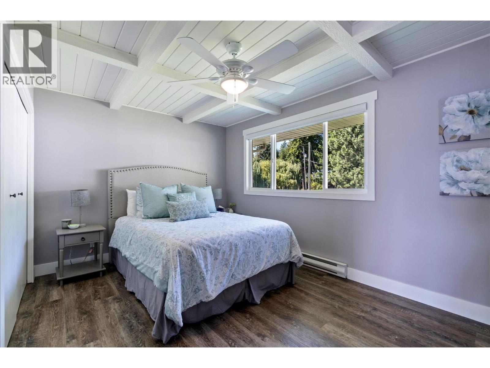 4243 Saratoga Road, Scotch Creek, BC - Indoor Photo Showing Bedroom