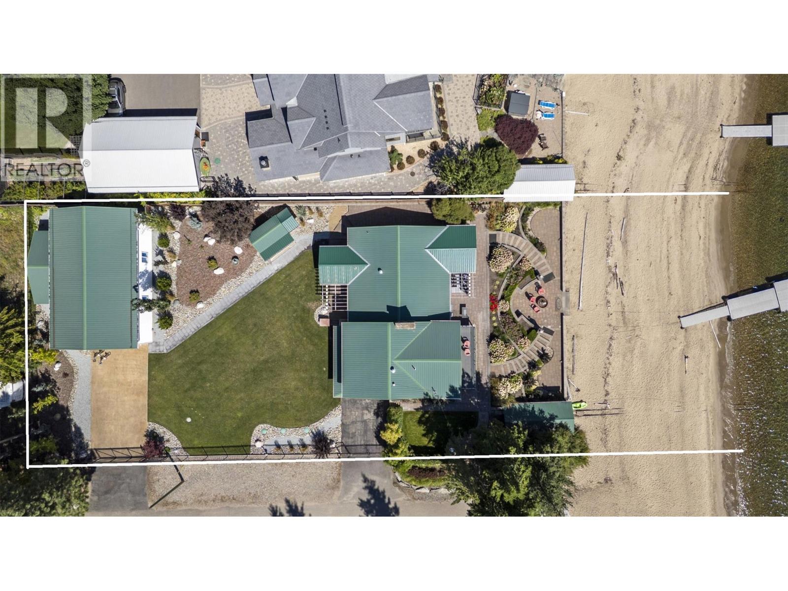 4243 Saratoga Road, Scotch Creek, BC -