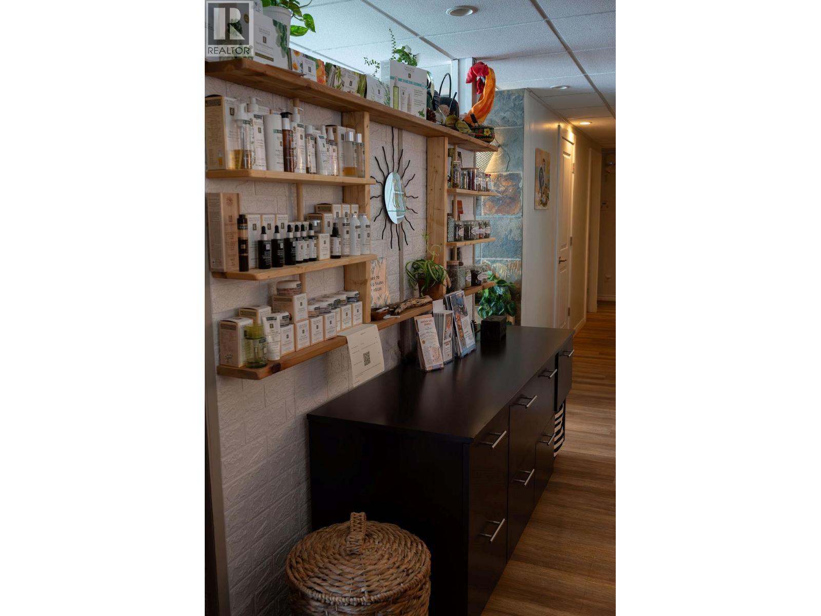 545 Lawrence Avenue Unit# 101A, Kelowna, BC