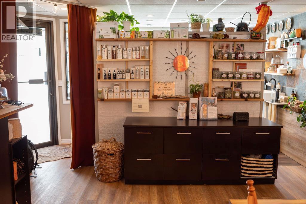 545 Lawrence Avenue Unit# 101A, Kelowna, BC