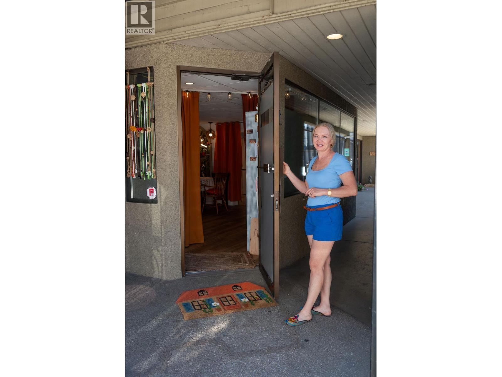 545 Lawrence Avenue Unit# 101A, Kelowna, BC