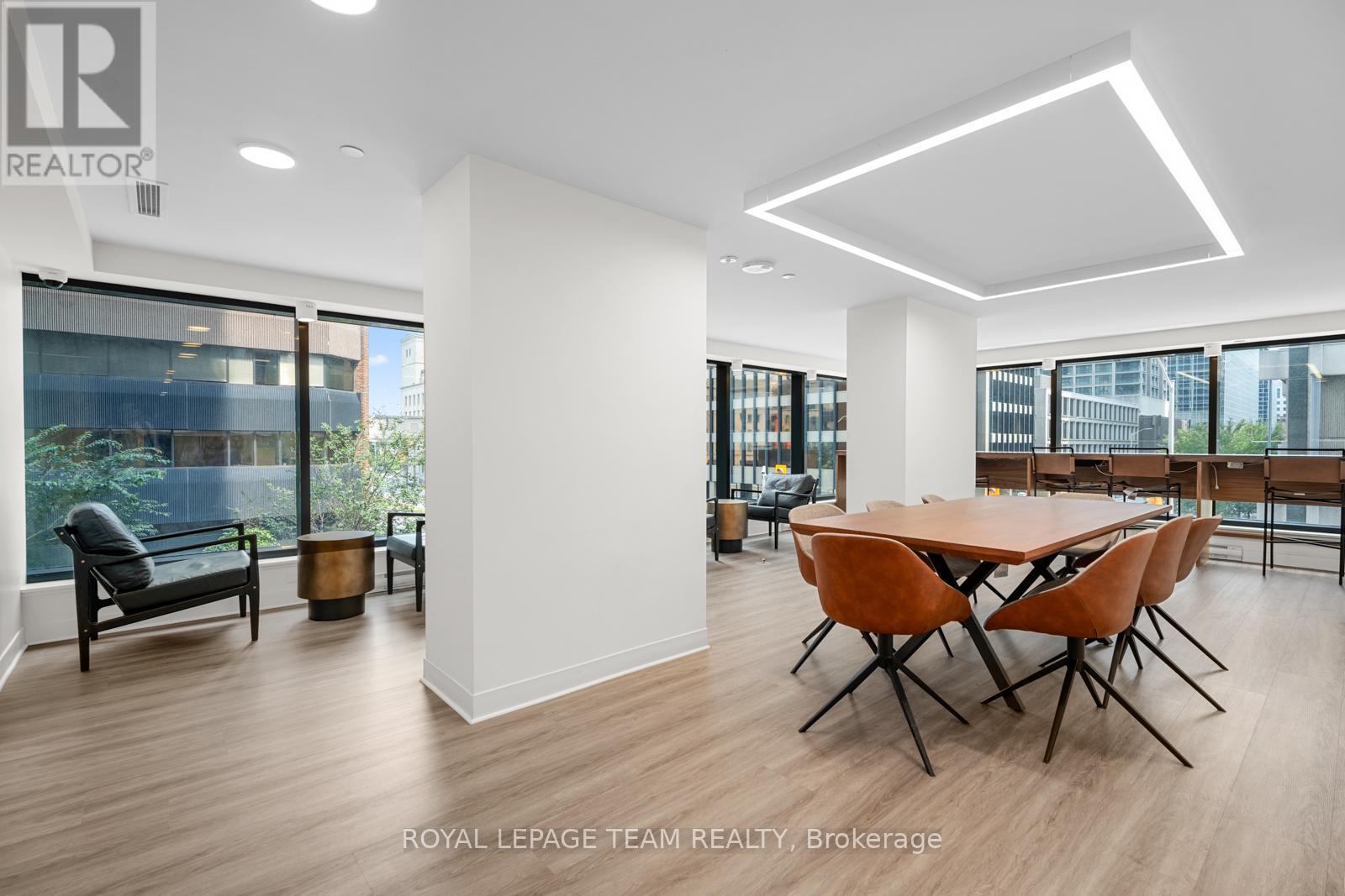 2705 - 340 Queen Street, Ottawa, ON - Indoor