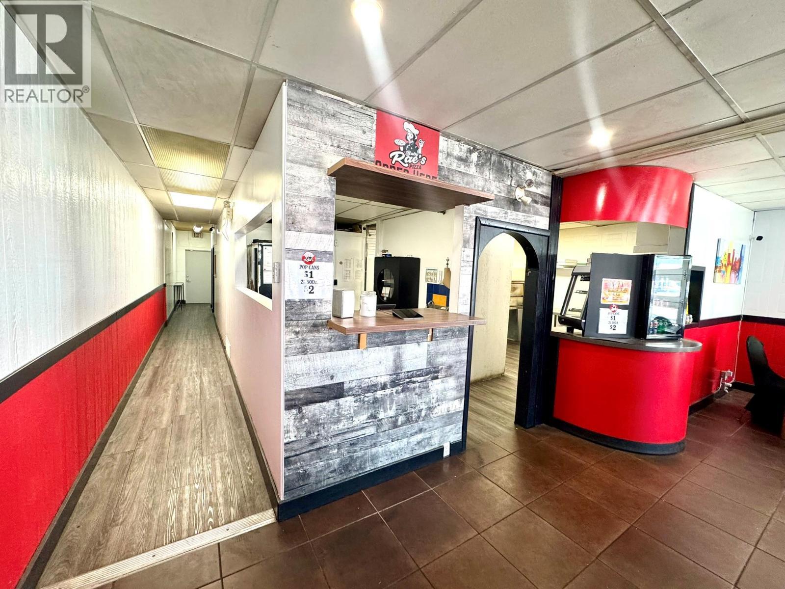 6271 Main Street, Oliver, BC