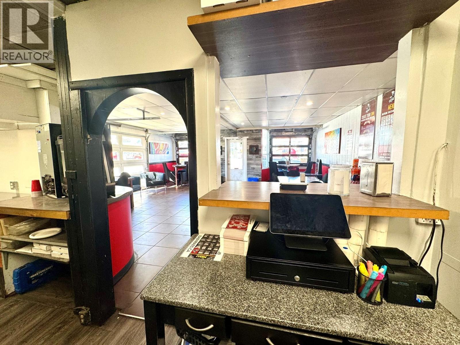 6271 Main Street, Oliver, BC