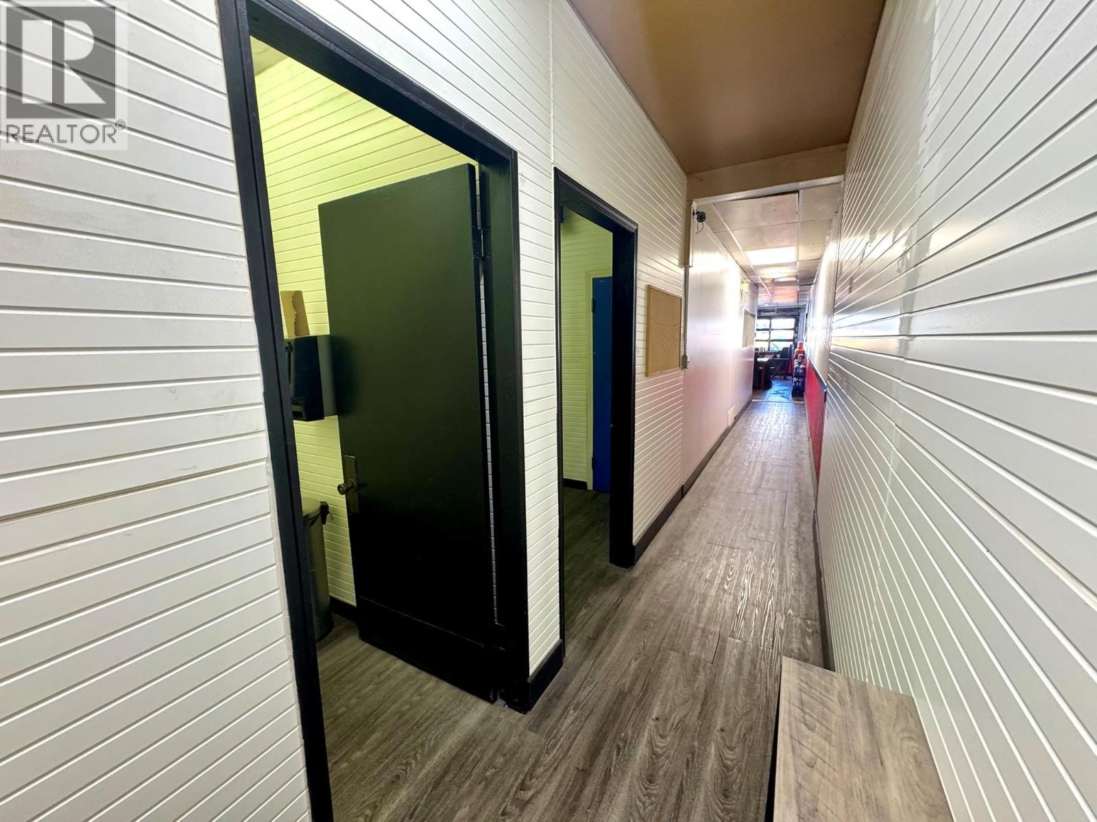 6271 Main Street, Oliver, BC