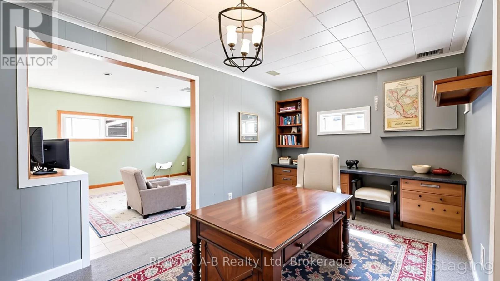 34338 Denfield Road, Lucan Biddulph (Clandeboye), ON - Indoor