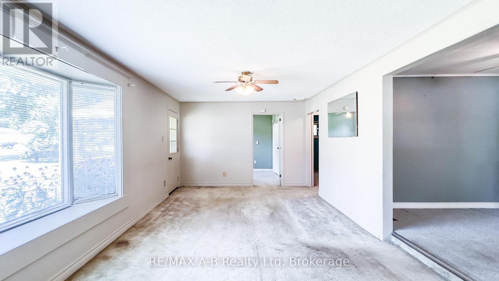 34338 Denfield Road, Lucan Biddulph (Clandeboye), ON - Indoor Photo Showing Other Room