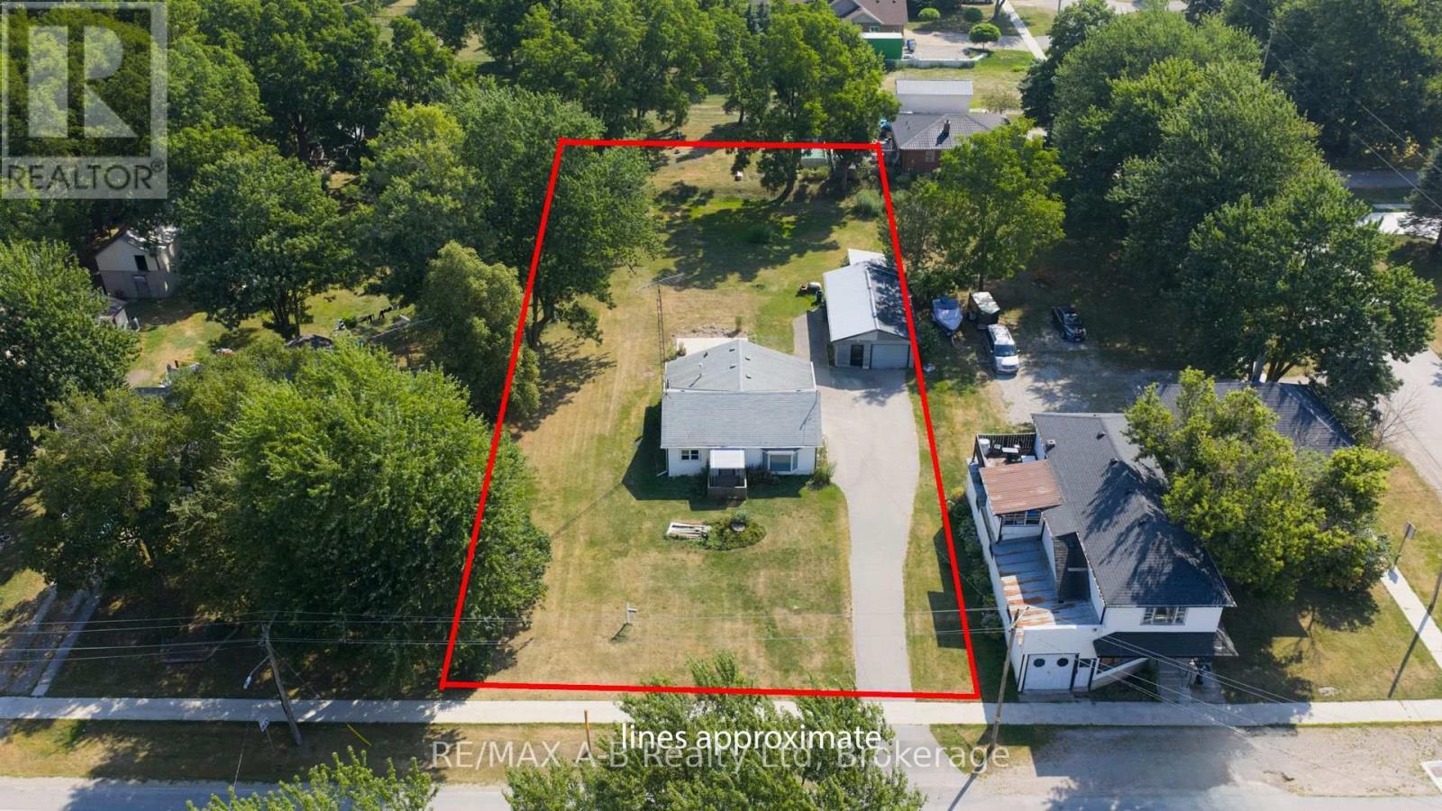 34338 Denfield Road, Lucan Biddulph (Clandeboye), ON - Outdoor With View