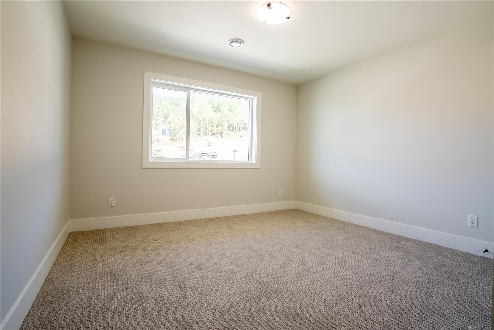 1536 Marble Pl, Langford, BC - Indoor Photo Showing Other Room