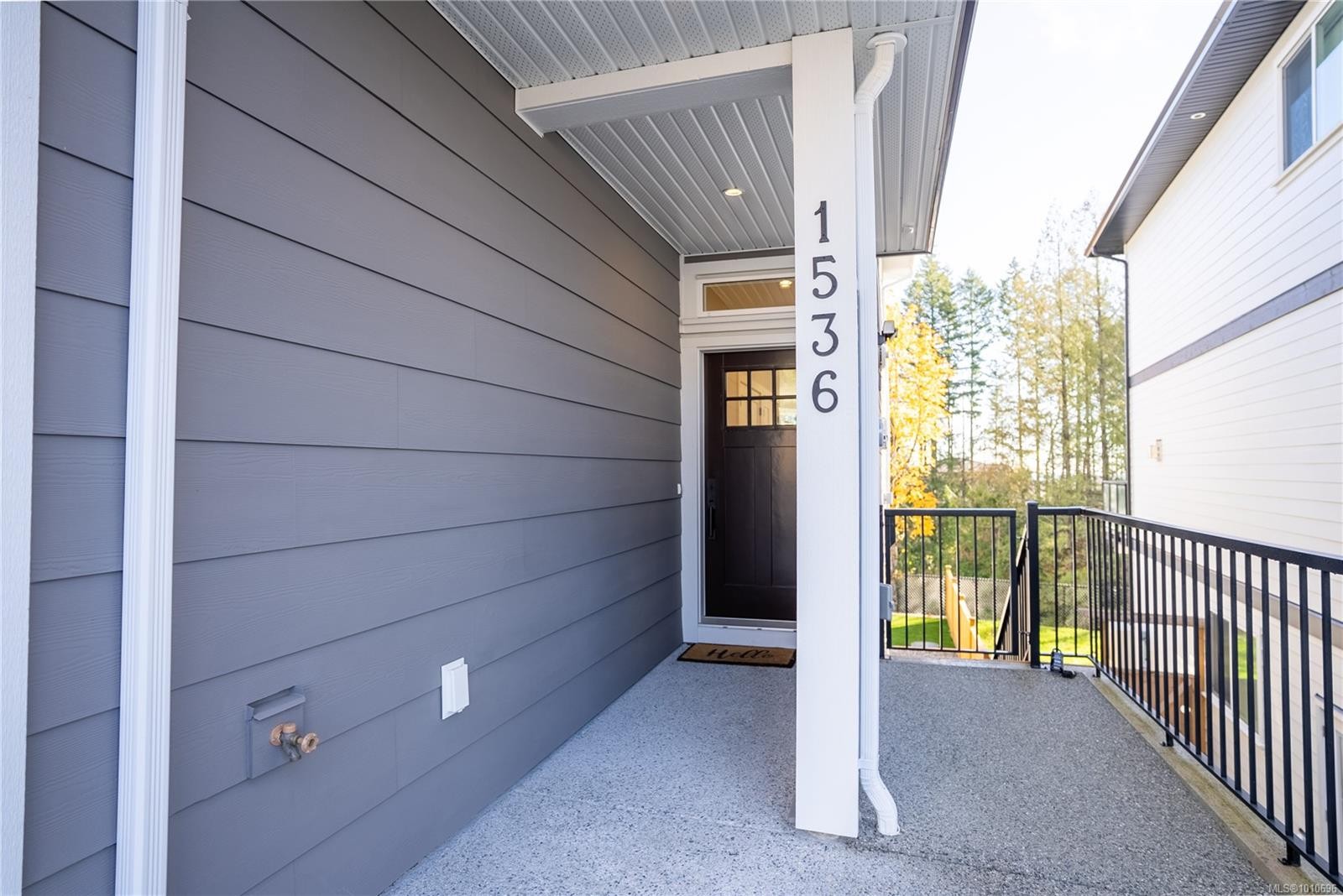 1536 Marble Pl, Langford, BC - Outdoor With Exterior