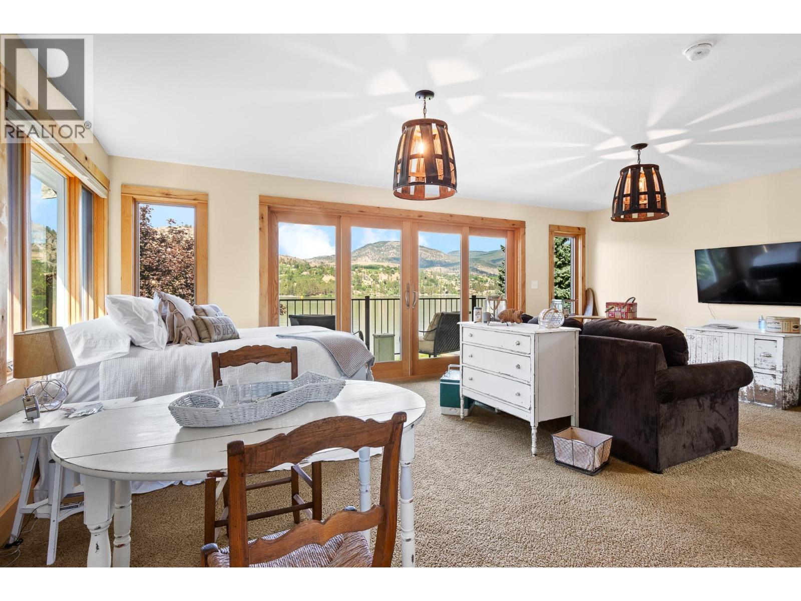 138 Devon Drive, Okanagan Falls, BC - Indoor