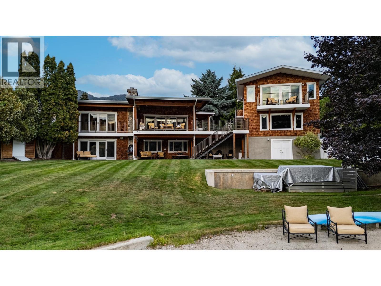 138 Devon Drive, Okanagan Falls, BC - Outdoor With Deck Patio Veranda