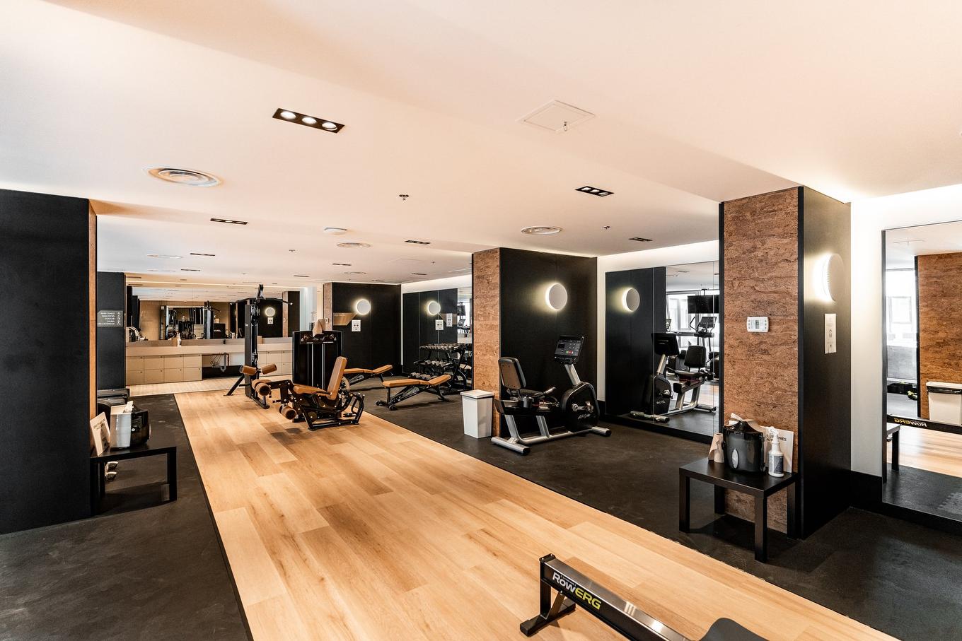 Salle d'exercice - 1861-101 Rue Peel, Montréal (Le Sud-Ouest), QC - Indoor Photo Showing Gym Room