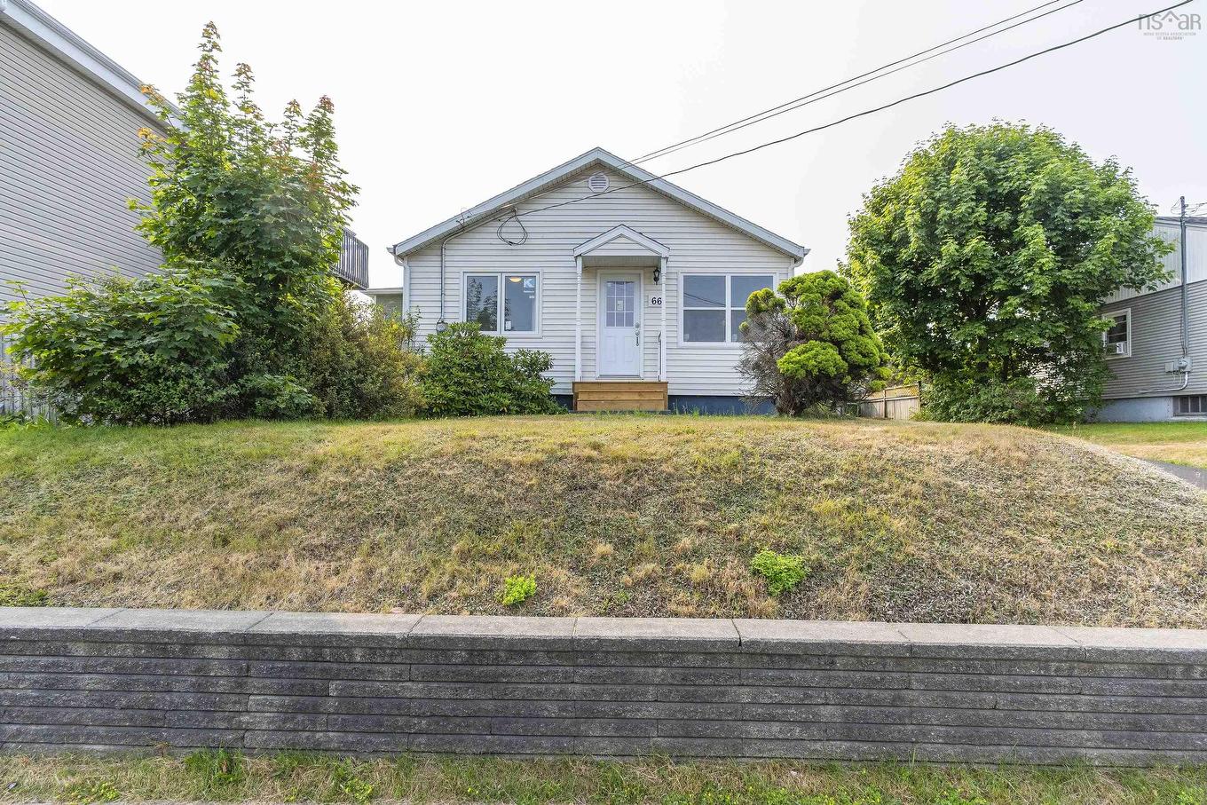 66 Woodland Avenue, Dartmouth, NS