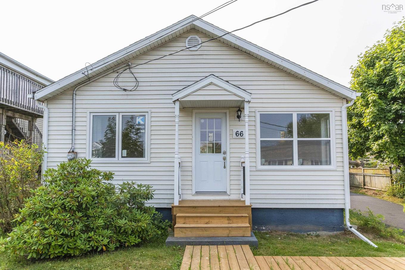 66 Woodland Avenue, Dartmouth, NS