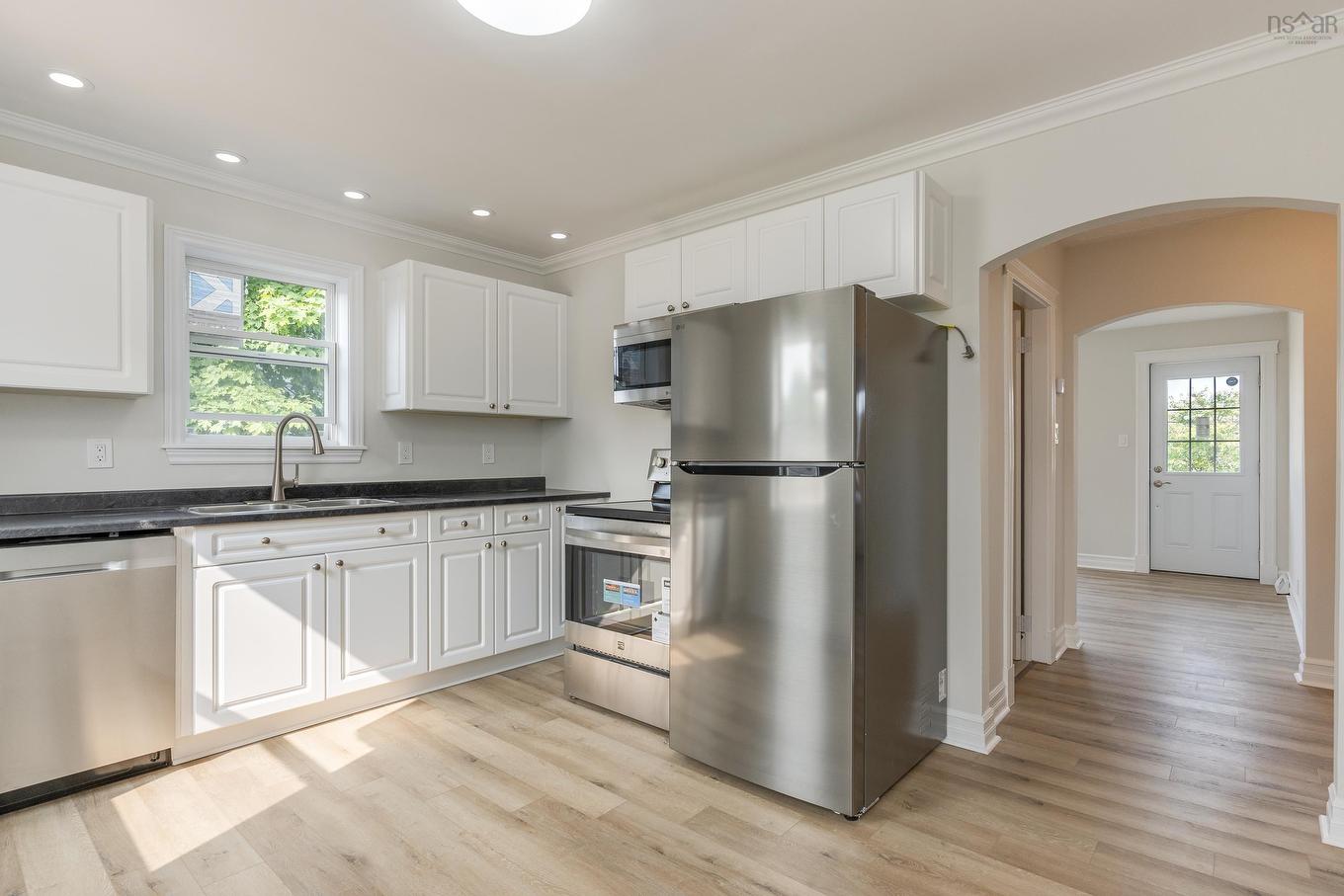 66 Woodland Avenue, Dartmouth, NS