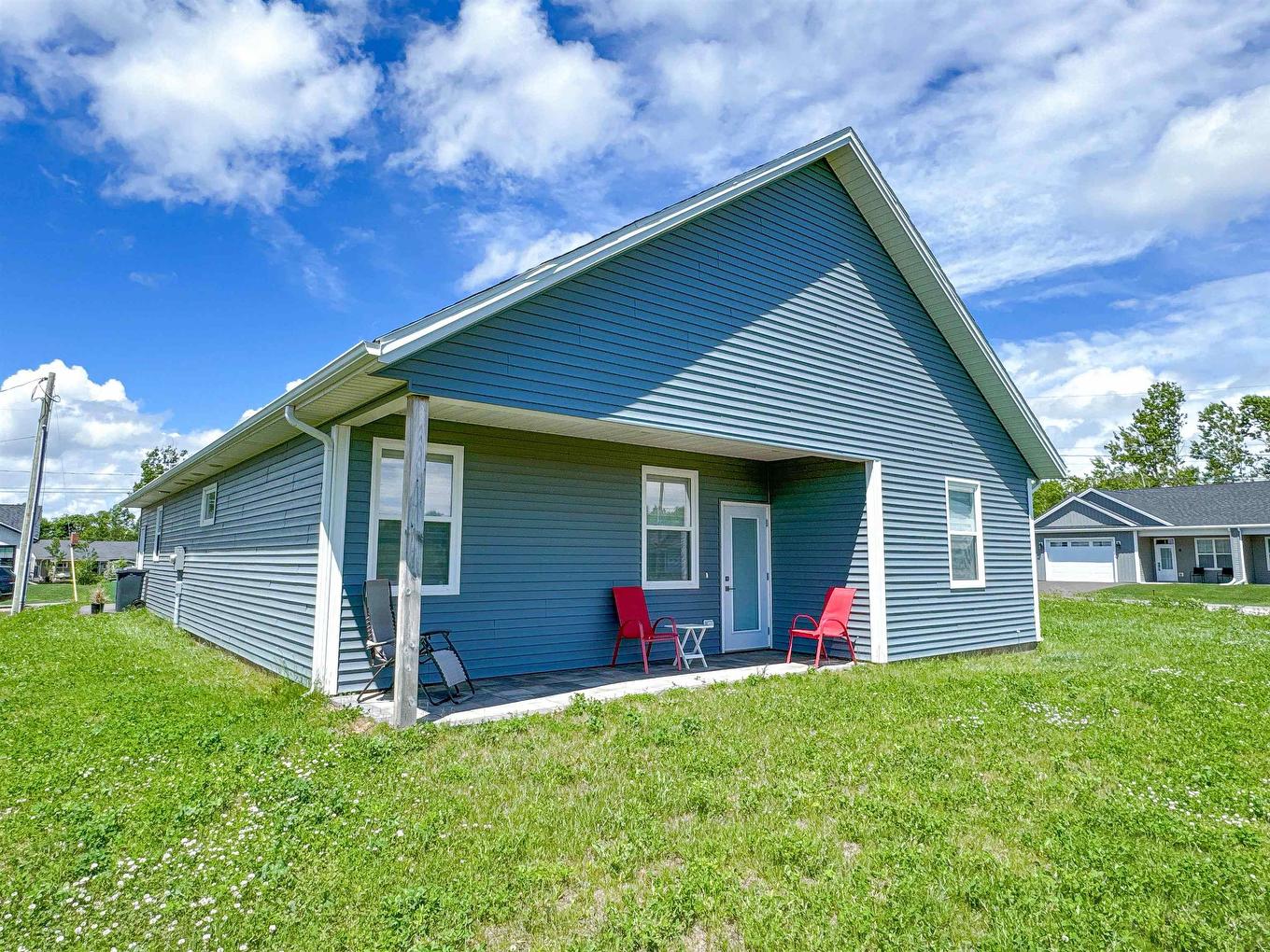 15 Captain James Crescent, Stratford, PE