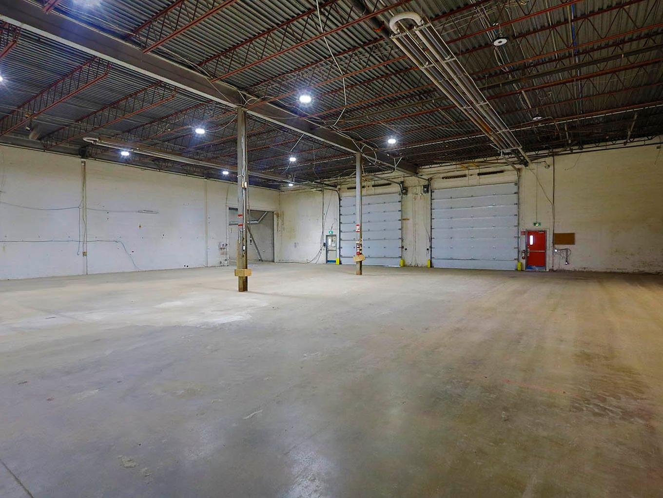 Other - 8445 Boul. Parent, Trois-Rivières, QC - Indoor Photo Showing Garage