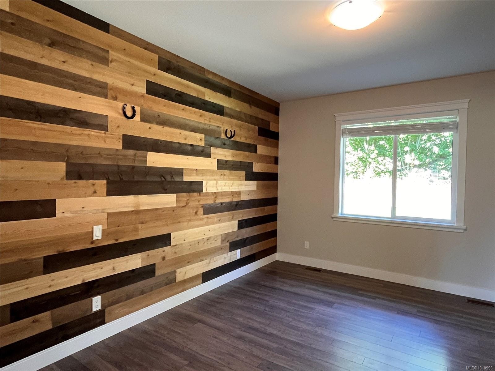 3584 Holland Ave, Cobble Hill, BC