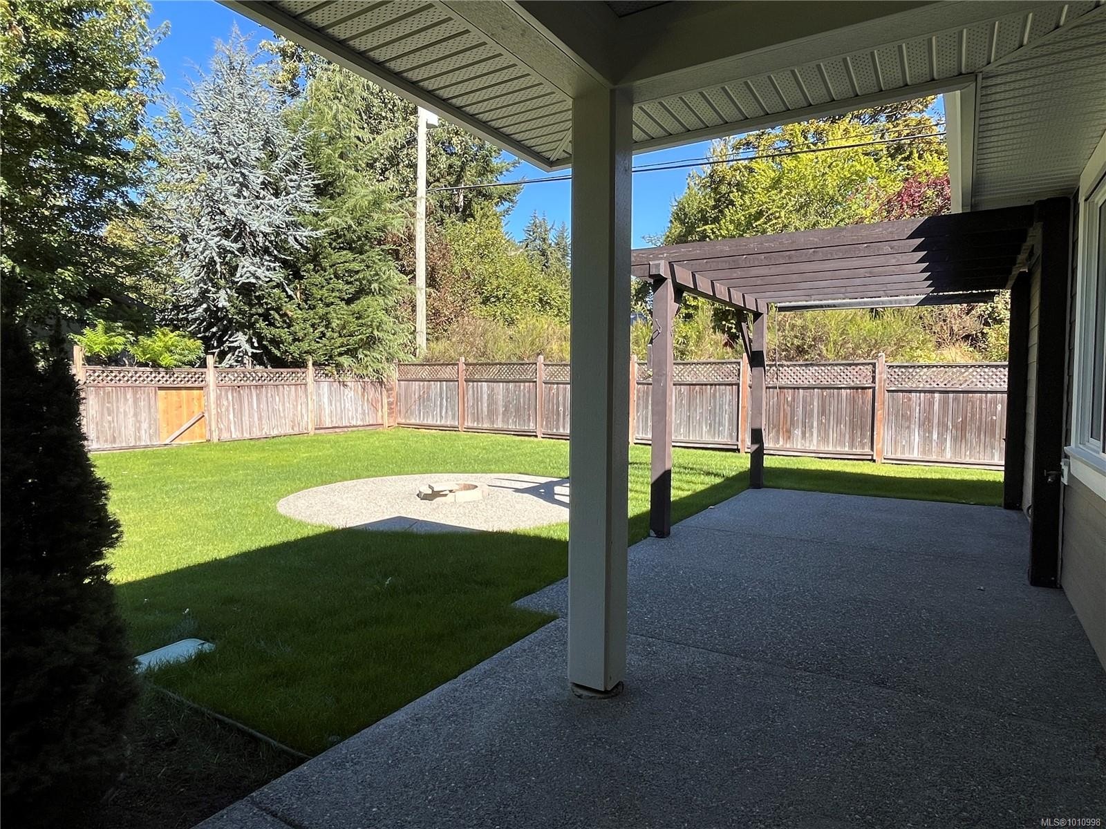 3584 Holland Ave, Cobble Hill, BC