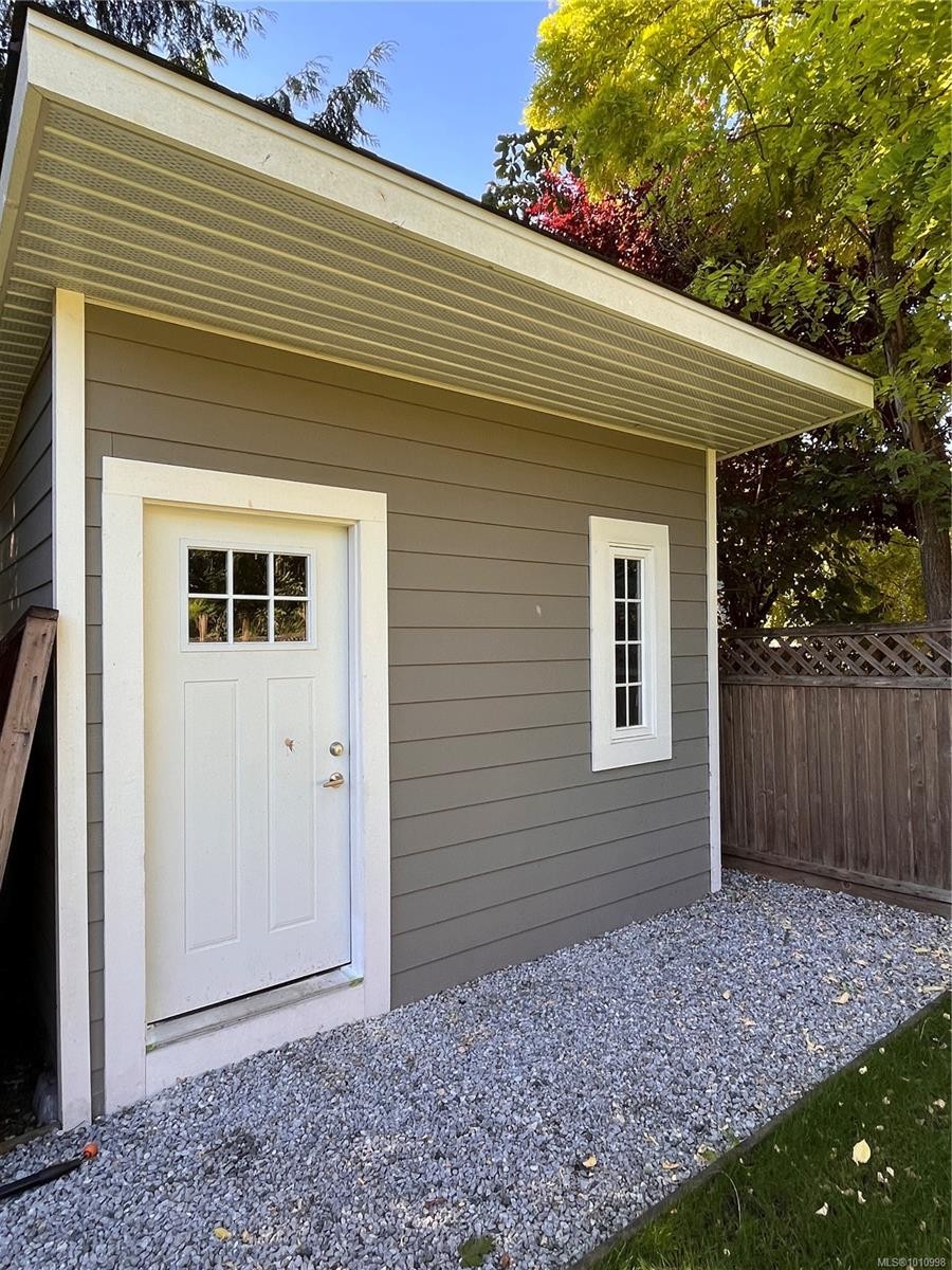 3584 Holland Ave, Cobble Hill, BC