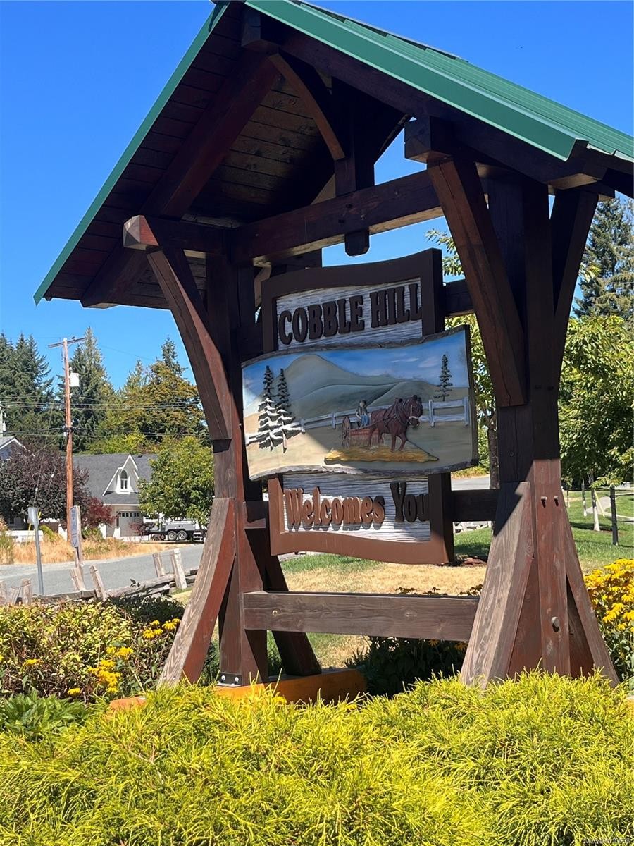 3584 Holland Ave, Cobble Hill, BC