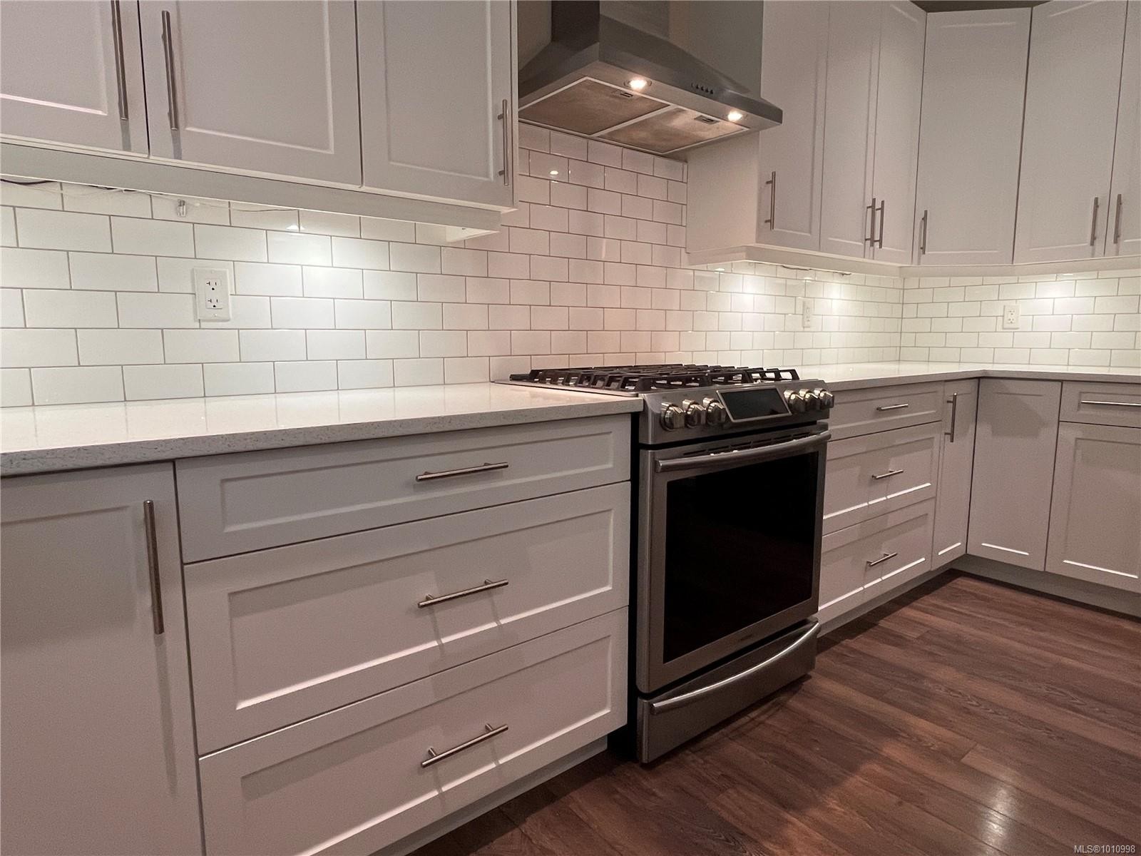 3584 Holland Ave, Cobble Hill, BC