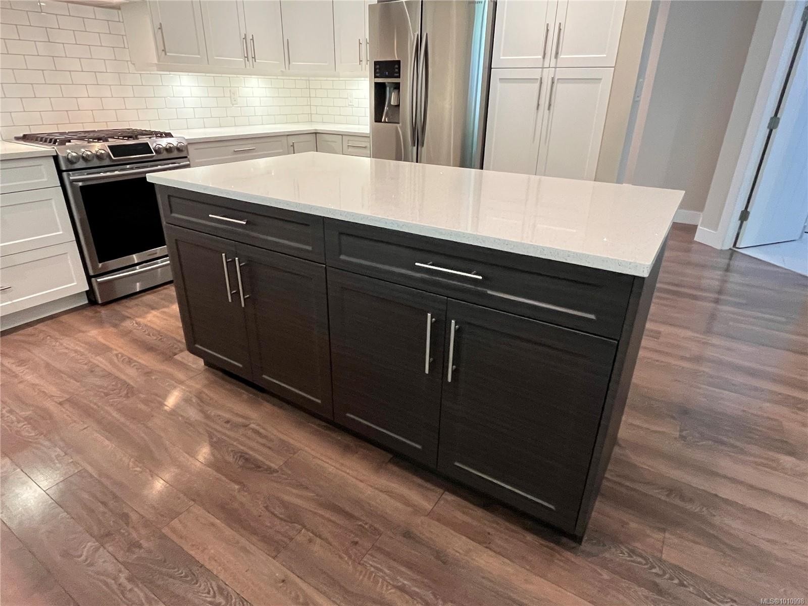 3584 Holland Ave, Cobble Hill, BC