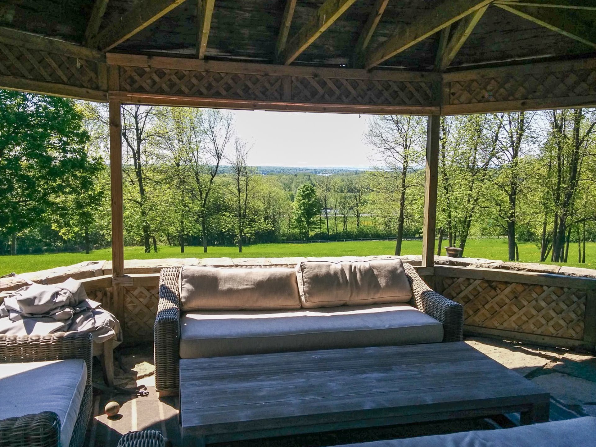 Exterior - 1 Ch. De La Montagne, Saint-André-D'Argenteuil, QC -