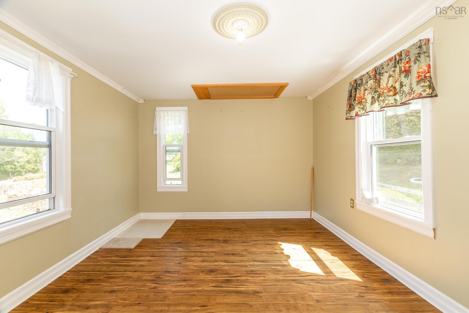 7498 Highway 340, Weymouth, NS