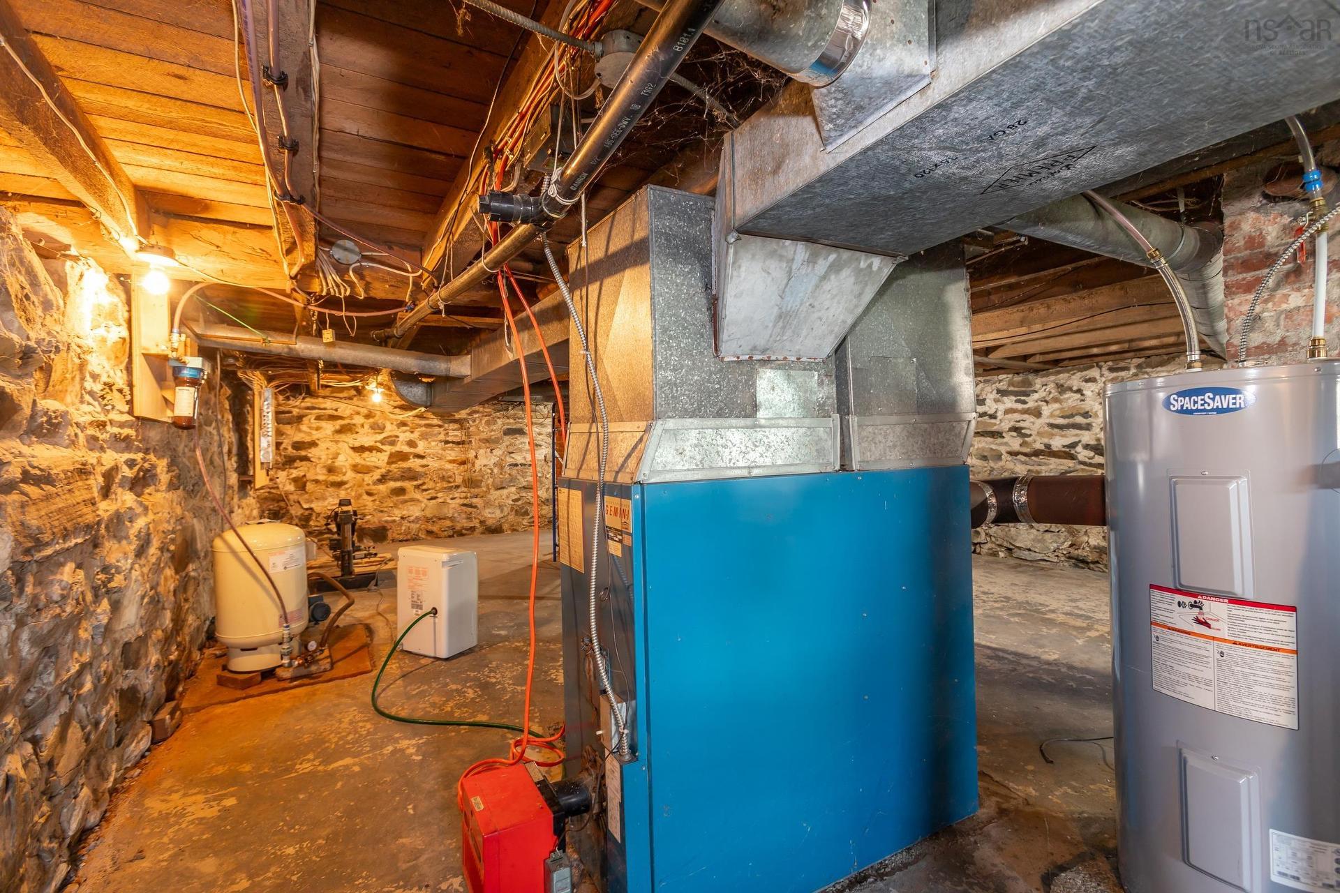 7498 Highway 340, Weymouth, NS