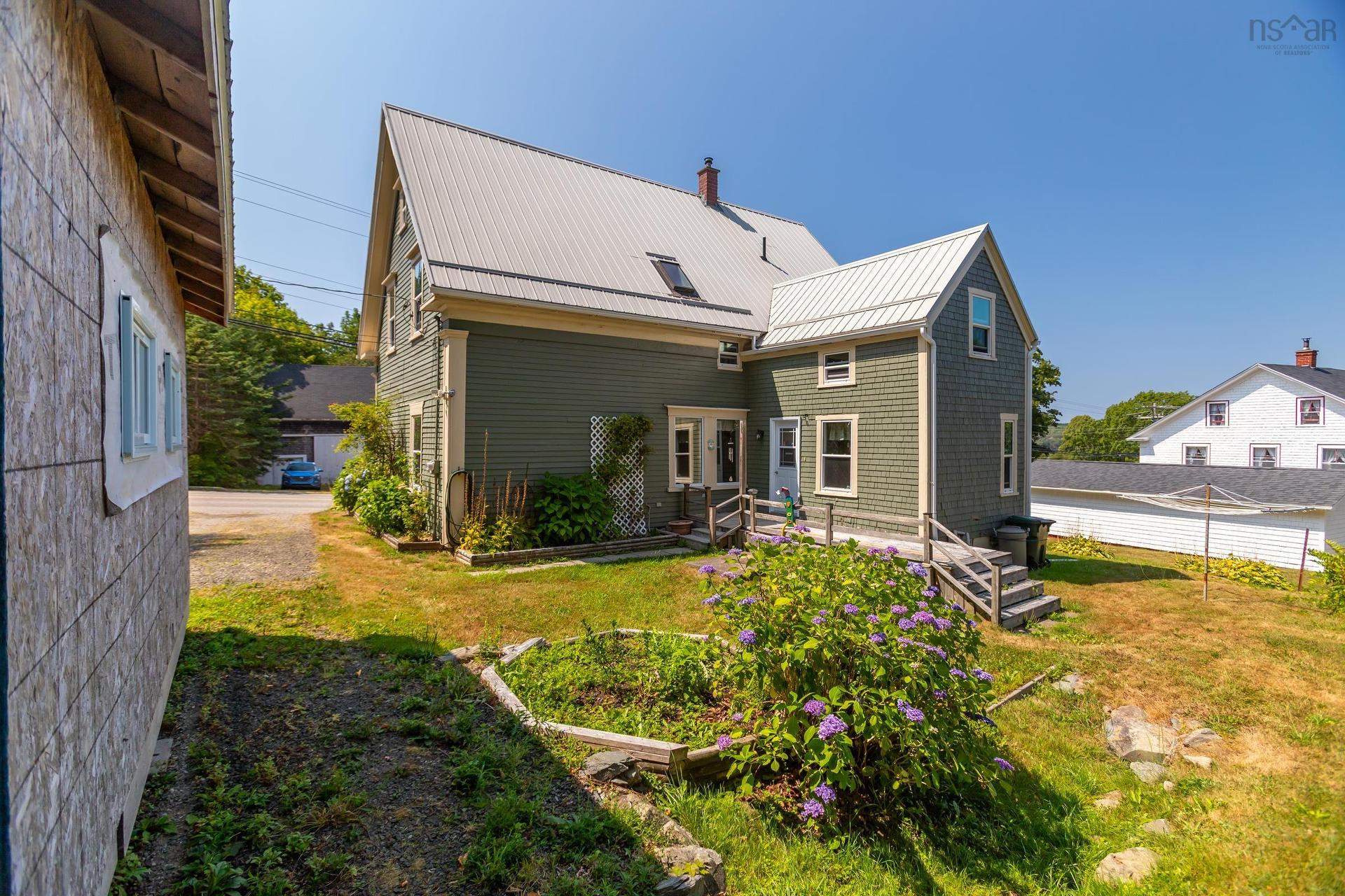7498 Highway 340, Weymouth, NS