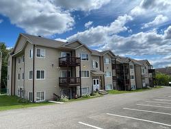 77 Ch. Notre-Dame Sainte-Adèle, QC J8B 1S4