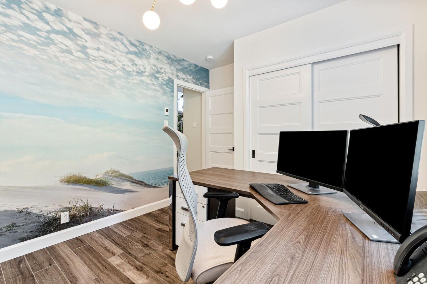 Bureau - 81 Rue Rousseau, Sorel-Tracy, QC - Indoor