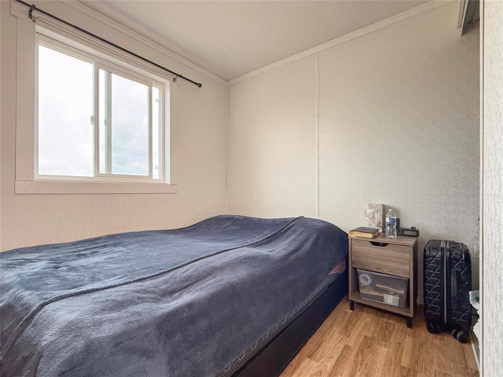 99 Curtis Road S, Brandon, MB - Indoor Photo Showing Bedroom