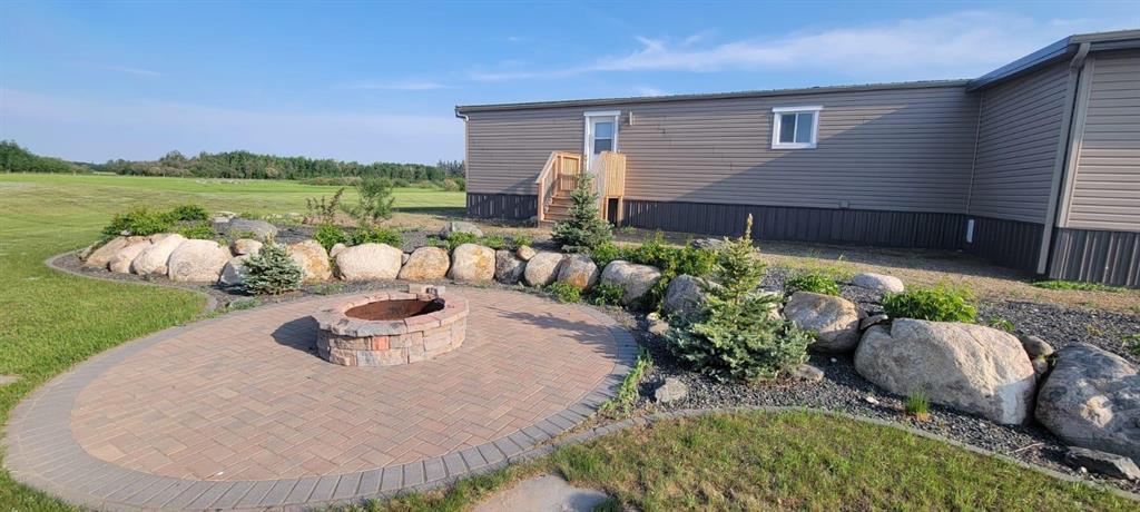 99 Curtis Road S, Brandon, MB - Outdoor