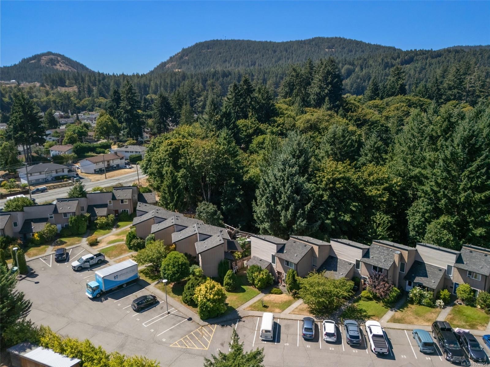 111-2860 Sooke Lake Rd, Langford, BC